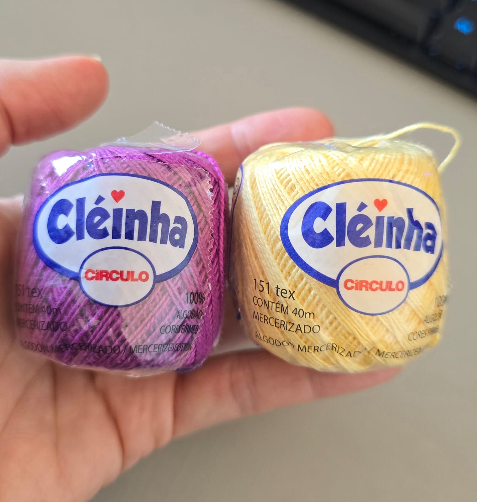 Utilizando linha Cléa para bordar ponto cruz